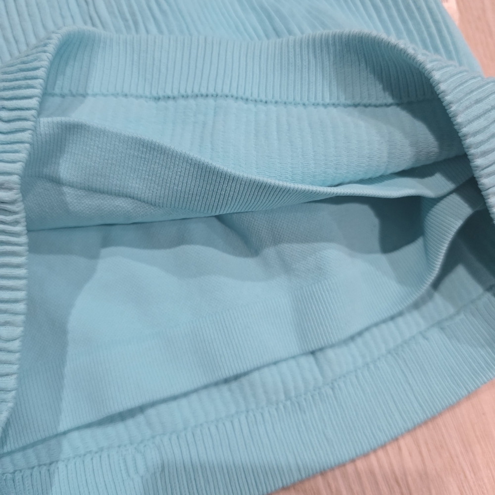 Aerie Superchill Seamless High Neck Bra Top Light Blue Size S NWT - Picture 5 of 6